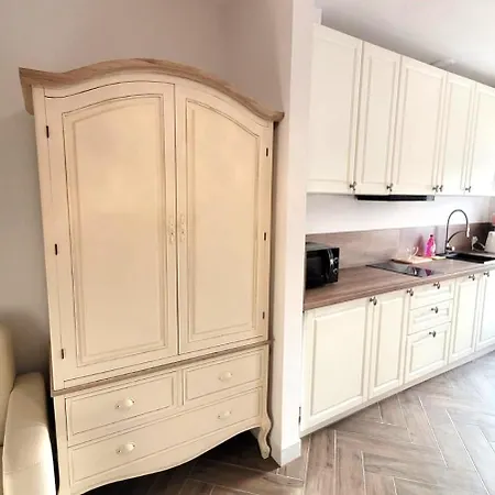 Jaracza 28/16 아파트