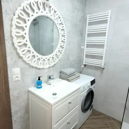 아파트 Jaracza 28/16 스와프스크